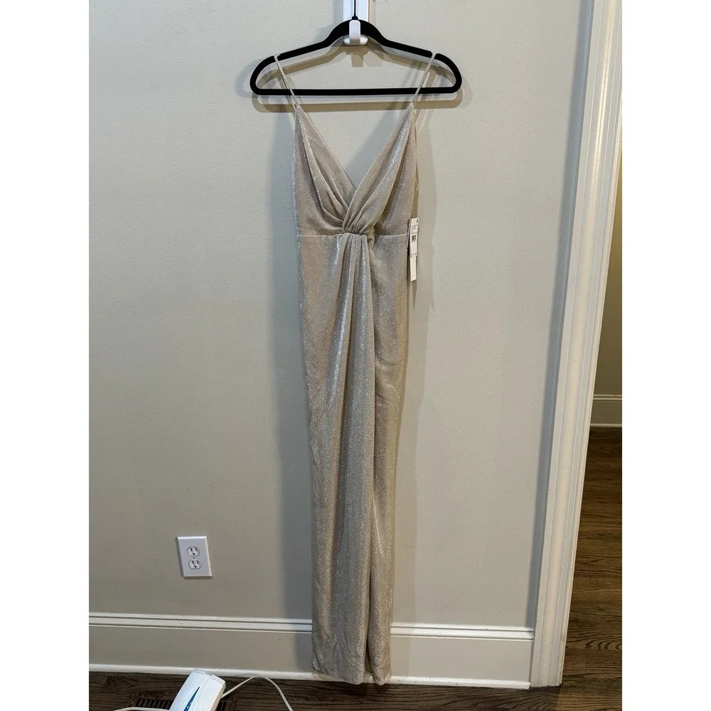 Aiden Maddox V Neck Lured Knit Gown Sparkle‎ Metallic Size 0 Adrianna Papell